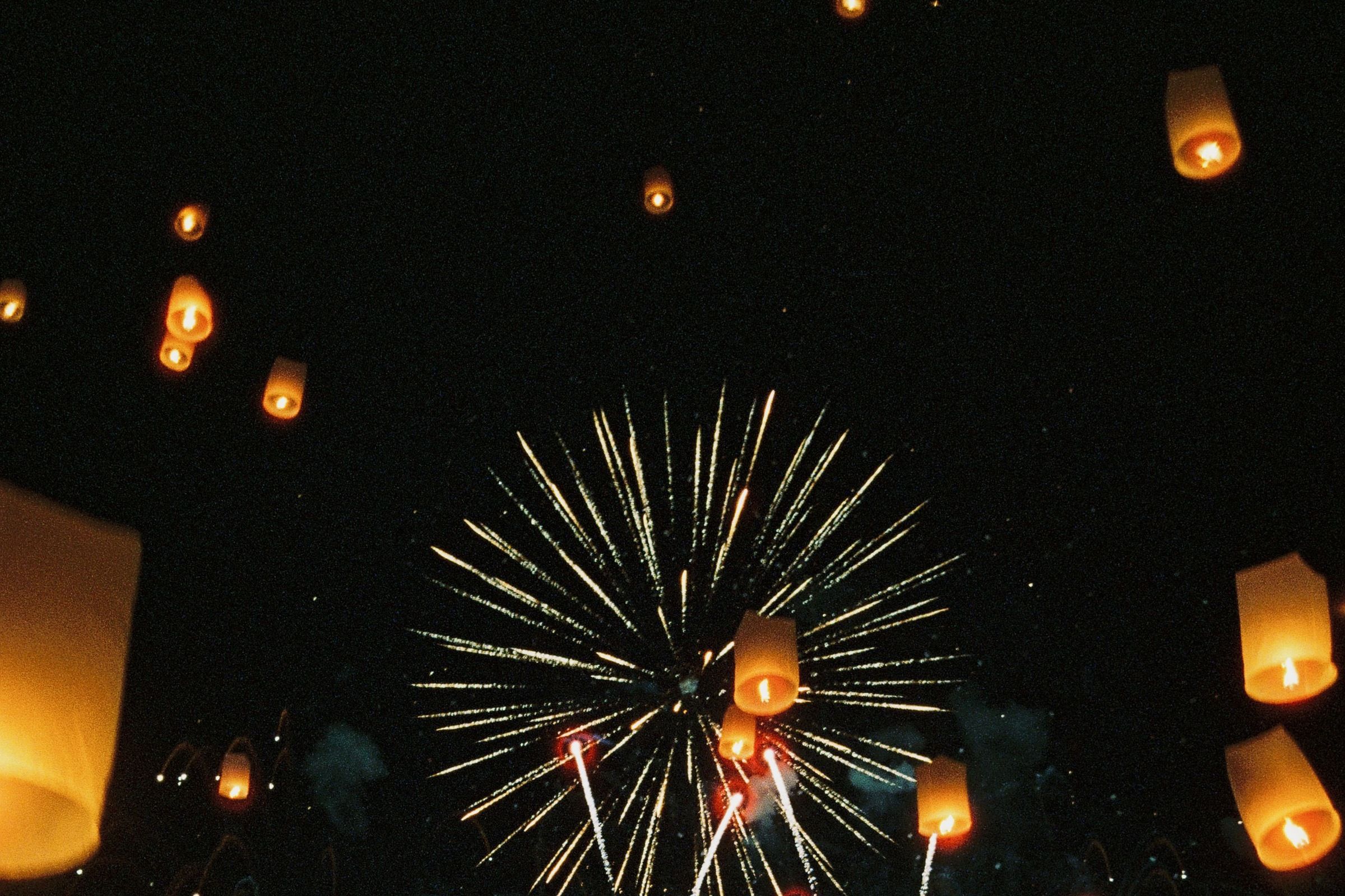 Yi Peng Lantern Festival